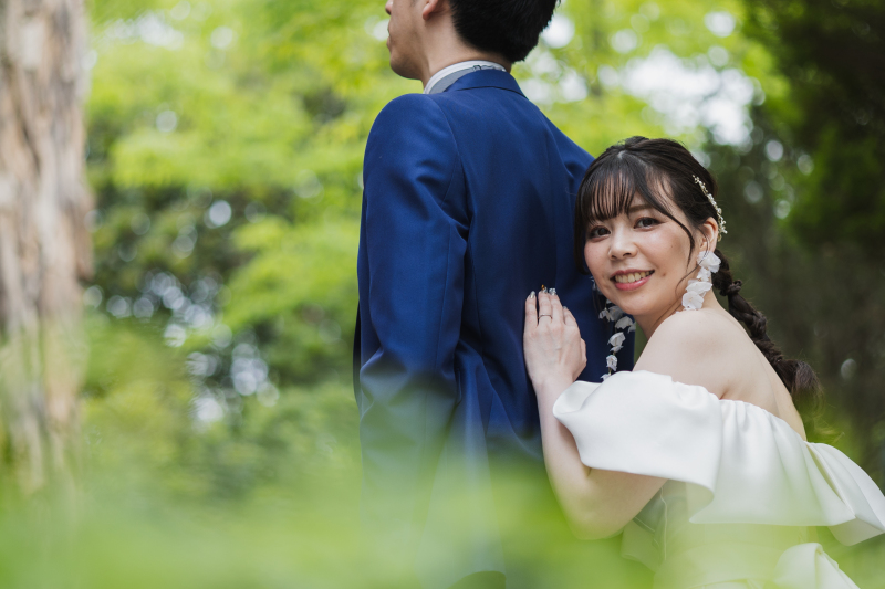 自然に溶け込む、笑顔の瞬間