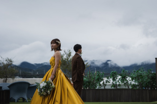 あいにくのお天気も雰囲気のあるお写真に。