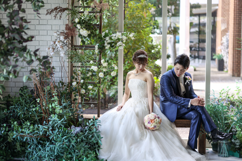 まるで屋外ガーデンのようなフォトウェディング