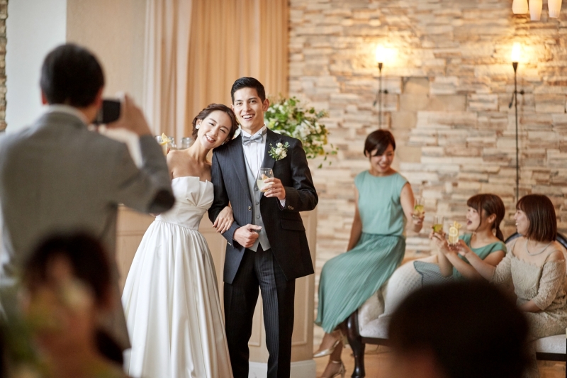 ゆったりとくつろげるスペースでお食事を