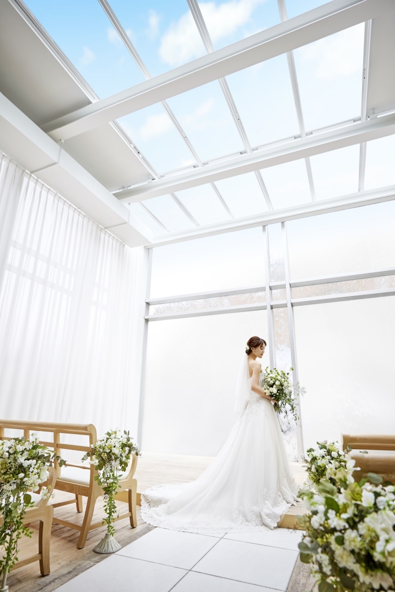 【挙式風チャペルフォト】基本料金50%OFF ドレス1着プラン|50データ・花嫁ヘアメイク込*91,000円→56,500円