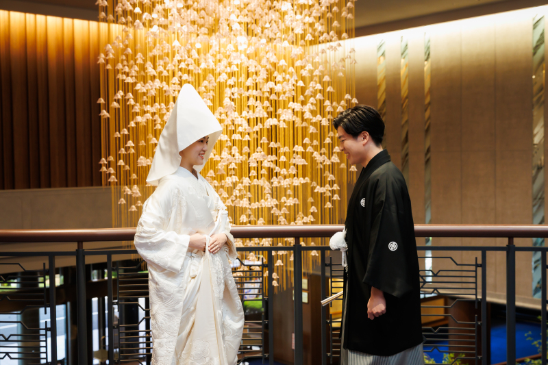 凛とした背中が、微笑みに変わるとき