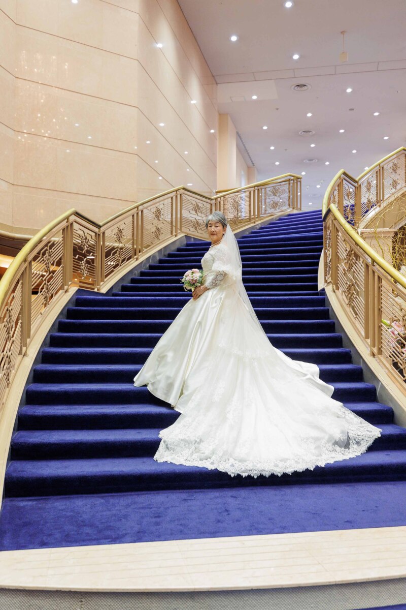 あっすー　結婚式　ファーストミート　サプライズ　メンズ用ドレス　5人用 愛のこもったサプライズ演出