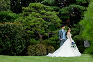 明治記念館_〈明治記念館〉都会の庭園で美しく