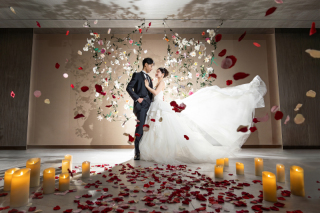 【2025年12月27日(土)迄の限定プラン/データ100カット付】*ナイトフォトウエディング 洋装×フラワーシャワー