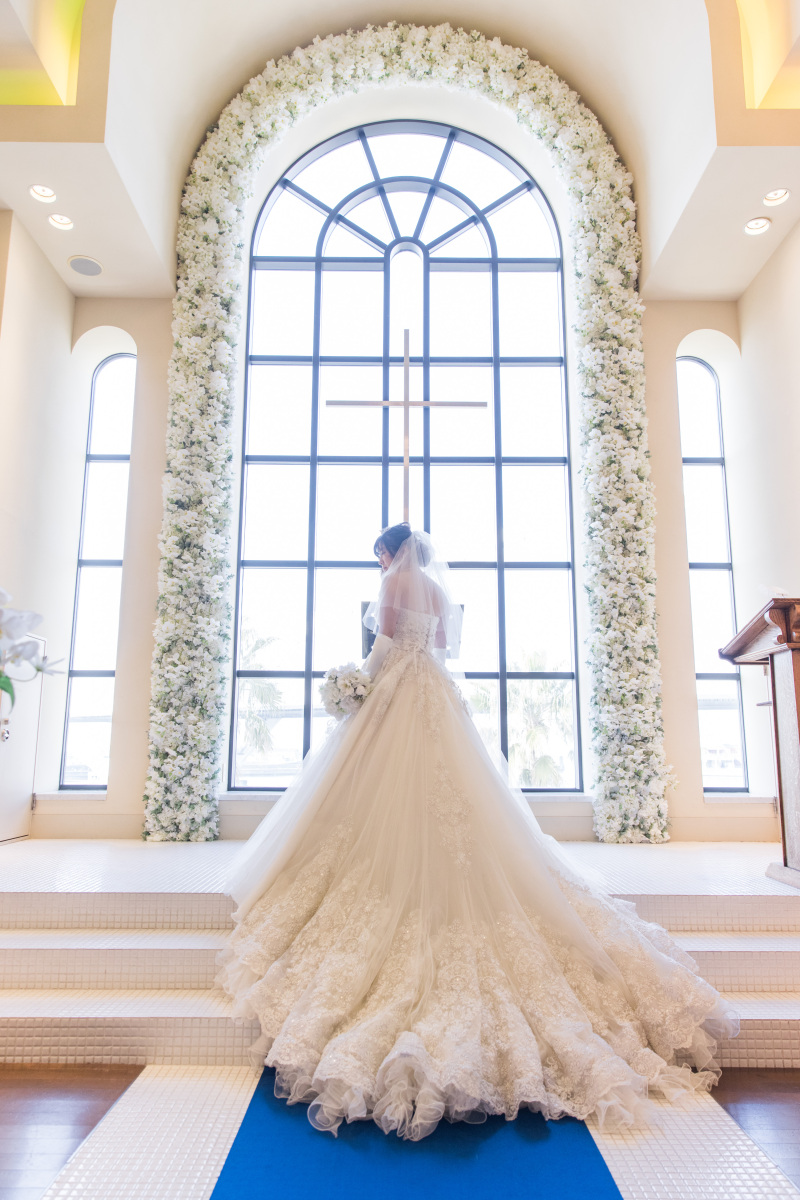 後ろ姿もかわいいドレス♪