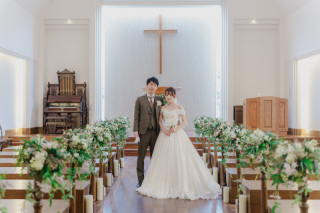 新緑のガーデンとチャペルで