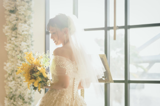 優しい自然光に包まれるチャペルとスタジオ和装のW撮影