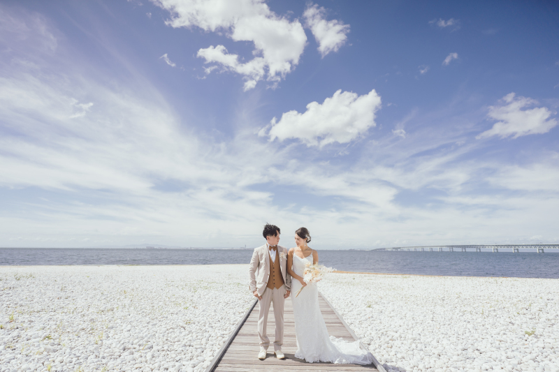 青い空。白い雲。