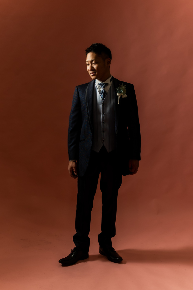 ネイビーカラーで大人の雰囲気を