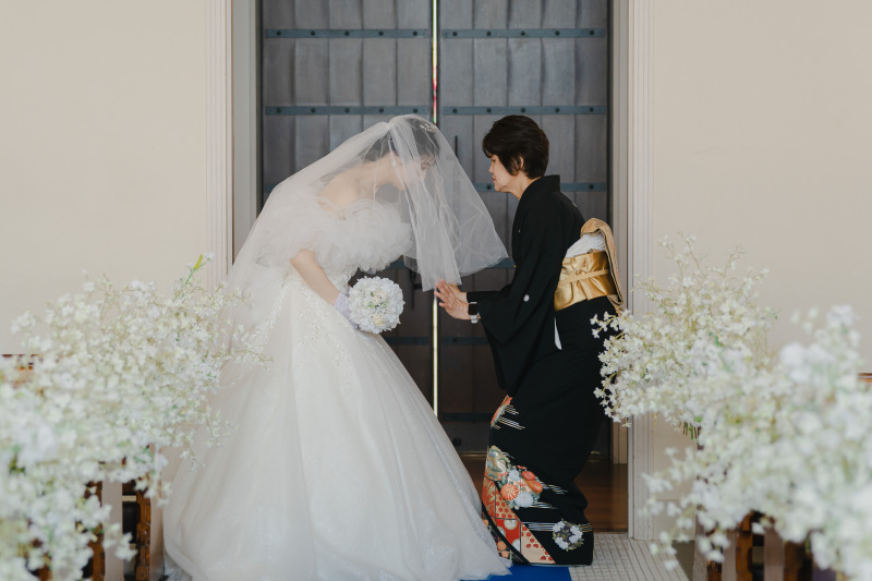 お母様によるベールダウン