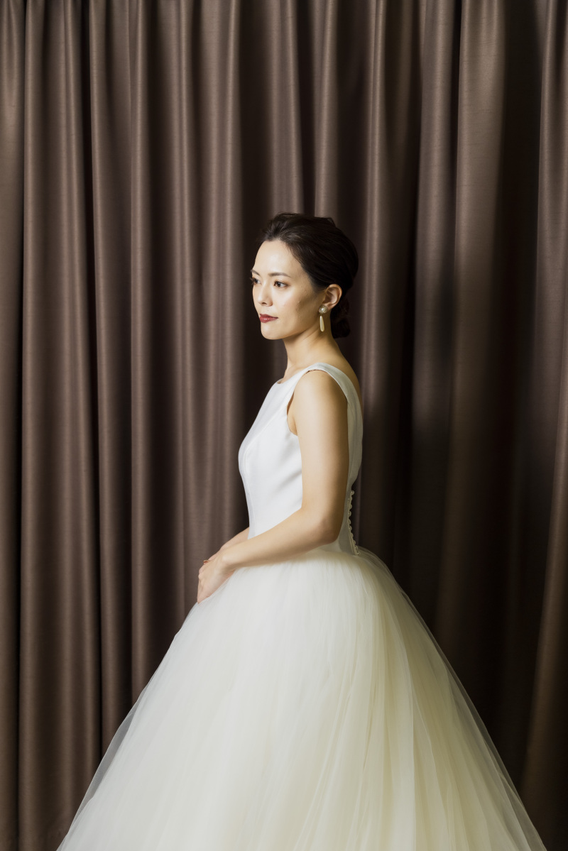 シンプルなカーテンも