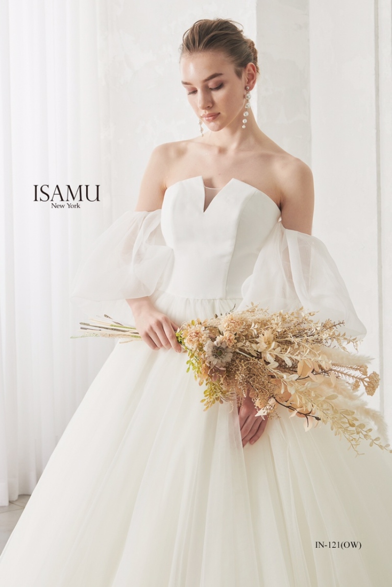 ISAMU MORITAのドレスが着られる!