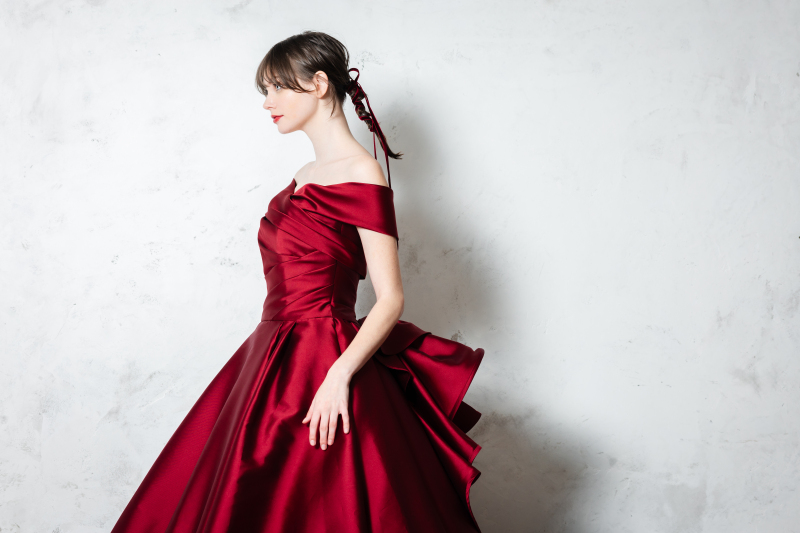 DRESS AND STYLESりんくう店_カラードレスが豊富