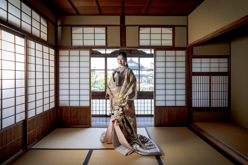 DRESS AND STYLESりんくう店_庭園で撮影できる