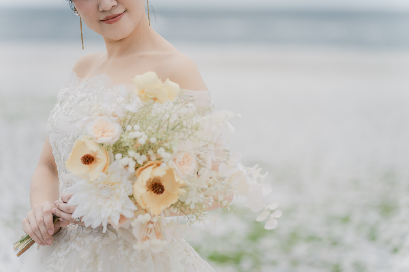 DRESS AND STYLESりんくう店_ウエディングドレスが豊富