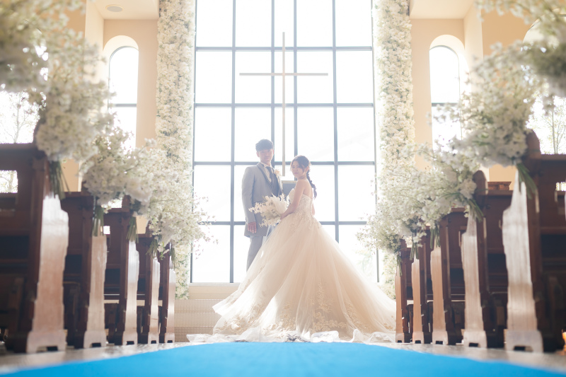 DRESS AND STYLESりんくう店_チャペルで撮影できる