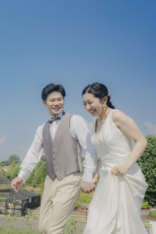 DRESS AND STYLESりんくう店_【洋装】海・公園・サンセット_ロケーションにもドレスにもこだわる