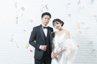 【４月までの撮影限定】100着以上の衣裳が追加料金なしで選び放題★スタジオフォトプラン通常&yen;104,500&rarr;77,000円