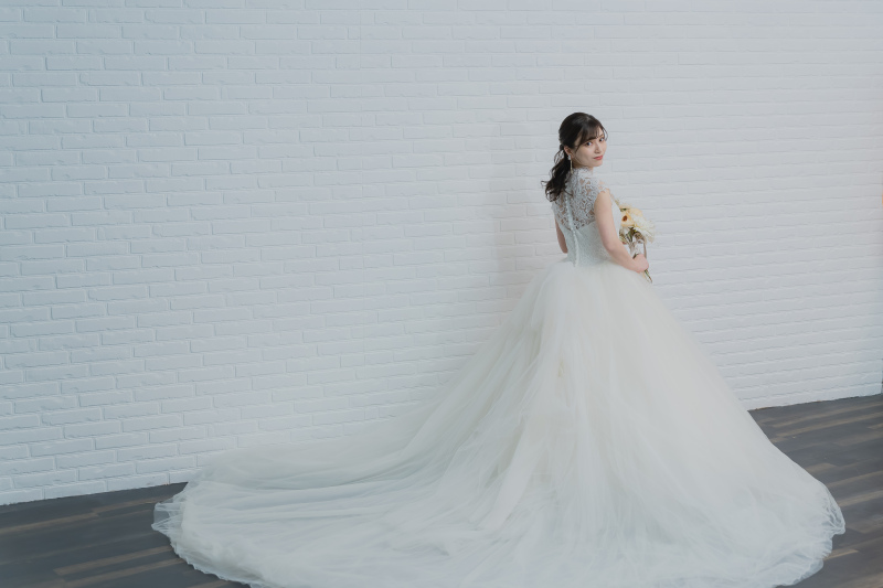 あの【A by hatsuko endo】のウェディングドレスで写真が撮れる!