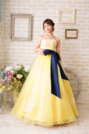 001787 イエローホワイトレースAラインベアカラードレス