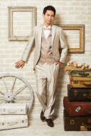 ベージュタキシード