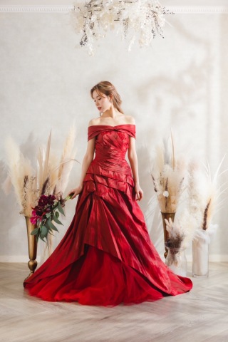 61139 レッドサテン2wayドレス