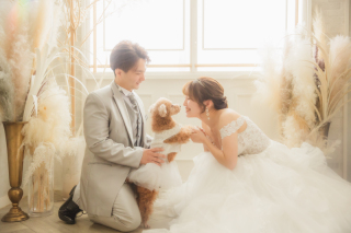 ワンちゃんもドレスアップ♡スタジオウェディング♡