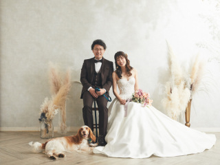 ワンちゃんと一緒に♡スタジオウェディングフォト
