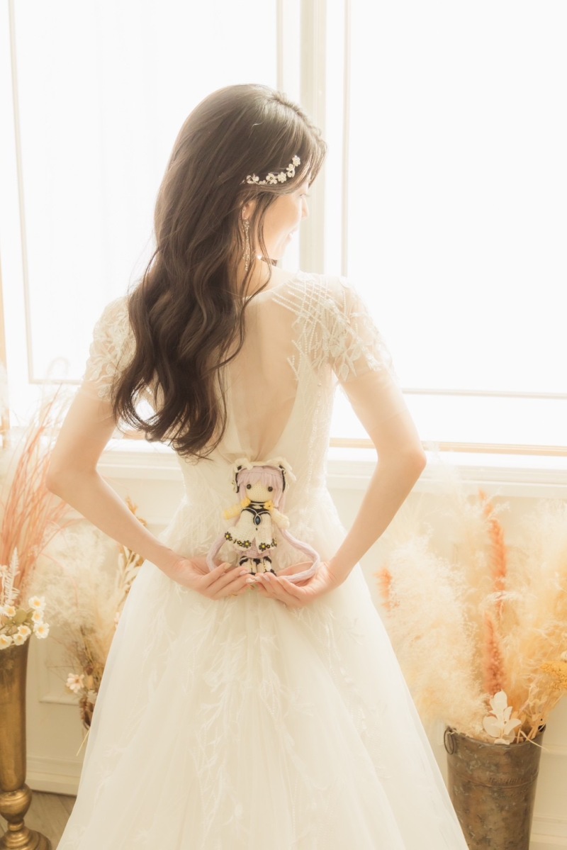 《ソロ撮影》スタジオプラン ドレス1着・シューズ、アクセサリー、ブーケ、ヘアメイク付き 店内衣装選び放題!