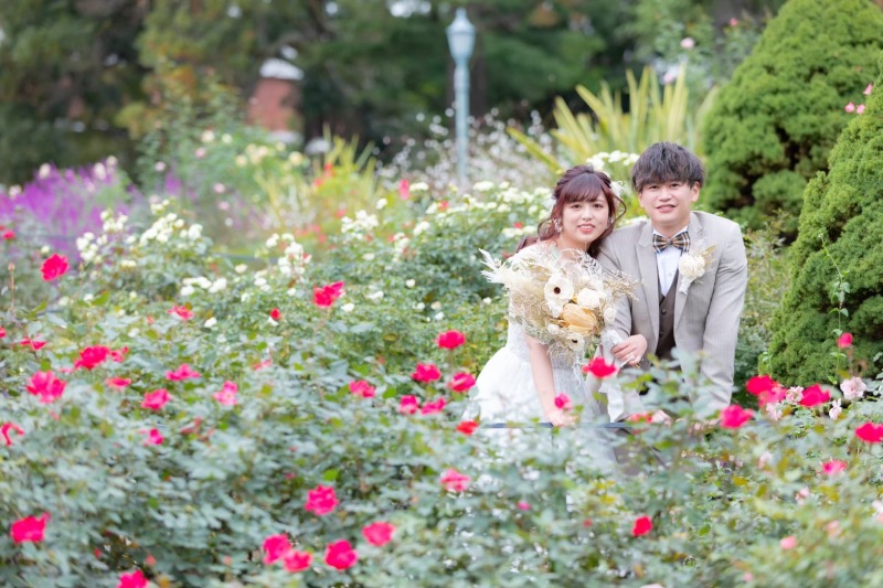 《港の見える丘公園プラン》ドレス・タキシード1着 店内どれでも選び放題のグレードアップなし!撮影申請料金など全て込み!