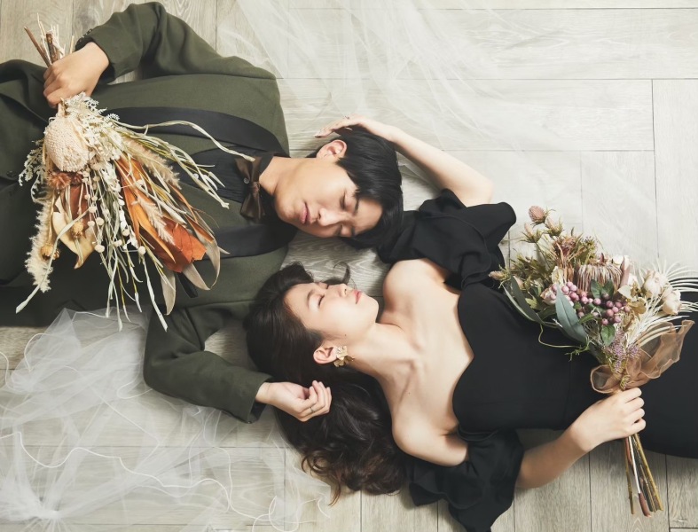 《スタジオベーシックプラン》撮影当日に衣装選びの1日完結プラン。店内衣装、小物追加料金なし!