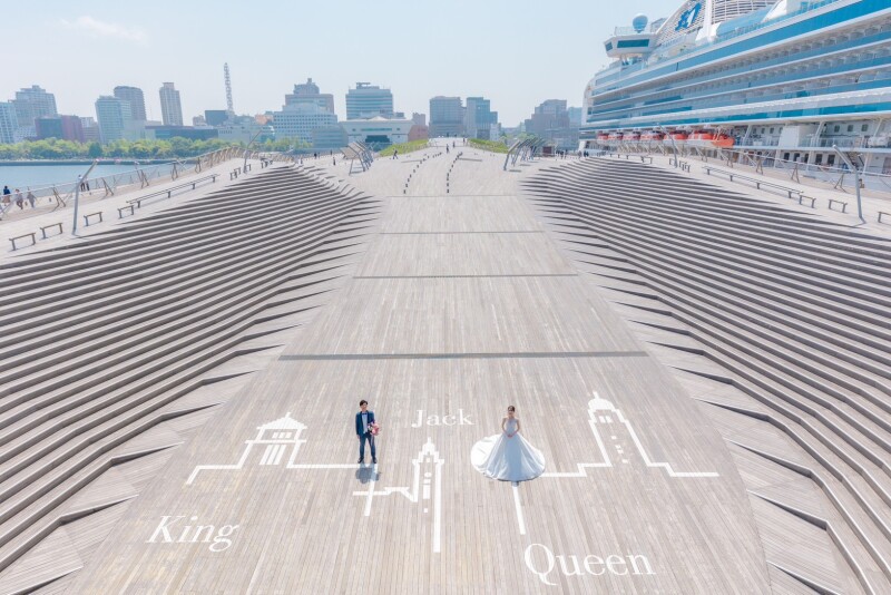 《大さん橋デイプラン》ドレス・タキシード1着 衣装グレードアップ一切なし!青空と海を背景に爽やかな撮影が素敵!