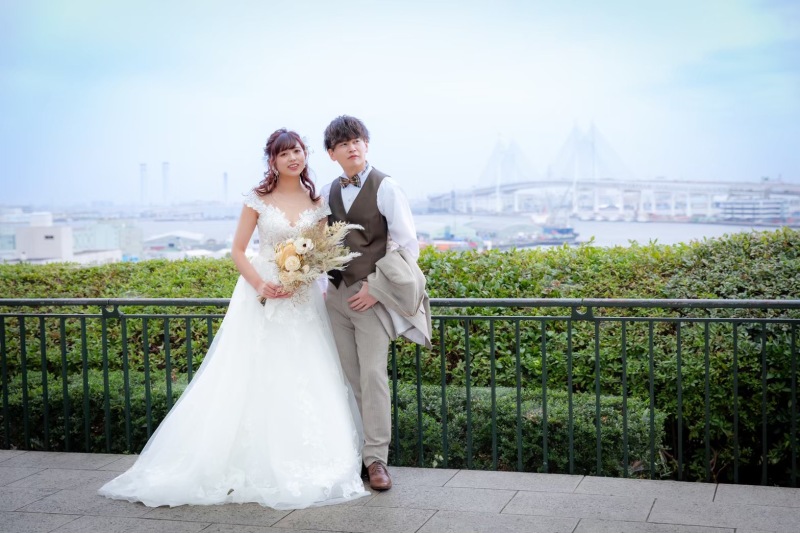 《港の見える丘公園プラン》ドレス・タキシード1着 店内どれでも選び放題のグレードアップなし!撮影申請料金など全て込み!