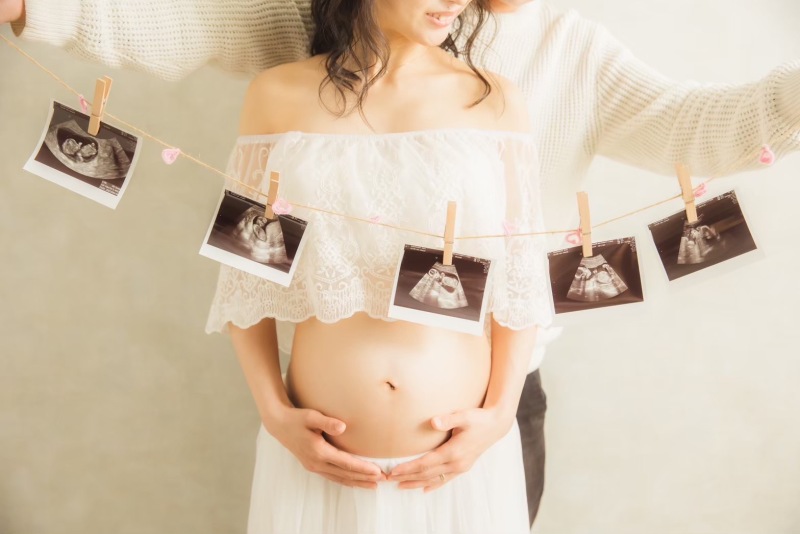 《マタニティ》ベーシックプラン ー今しかない時期を写真に。お腹の見えるドレスから見えないドレスまで幅広く選べます☆