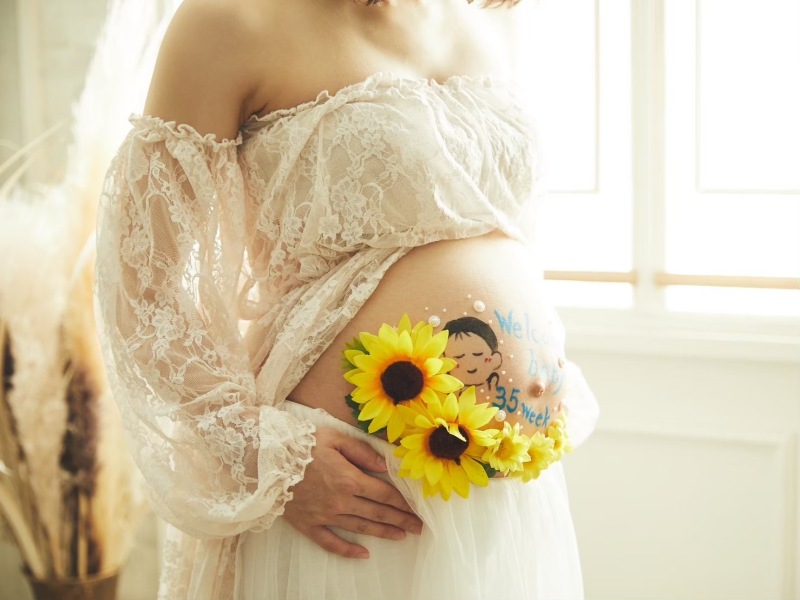 《マタニティ》ベーシックプラン　ー今しかない時期を写真に。お腹の見えるドレスから見えないドレスまで幅広く選べます☆
