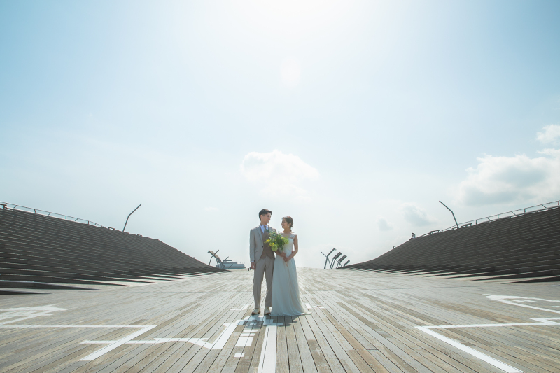 《大さん橋デイプラン》ドレス・タキシード1着 衣装グレードアップ一切なし!青空と海を背景に爽やかな撮影が素敵!