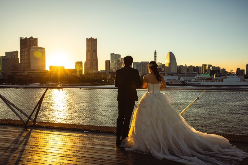 《大さん橋トワイライトプラン》夕日からナイトまでの時間延長プラン ドレス・タキシード1着 衣装グレードアップなし!