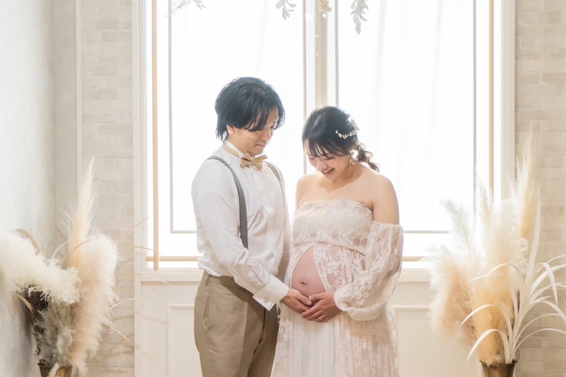 《マタニティ》ベーシックプラン　ー今しかない時期を写真に。お腹の見えるドレスから見えないドレスまで幅広く選べます☆