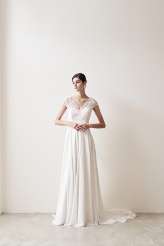 BIANCO フレンチスリーブドレス　9号