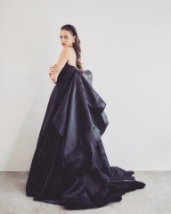 バックフリルブラックベアドレス　ao-wdrs-60818