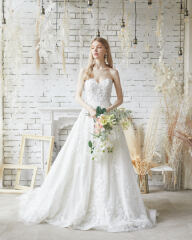 新作インポート・Aラインベアウェディングドレス