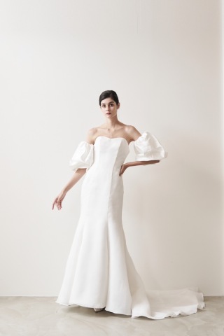 シンプルソフトマーメイドドレス+サテンスリーブ