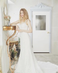 PRONOVIAS (プロノビアス)