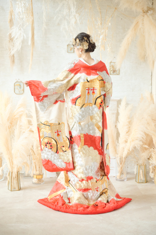 色打掛　『御所車文様』