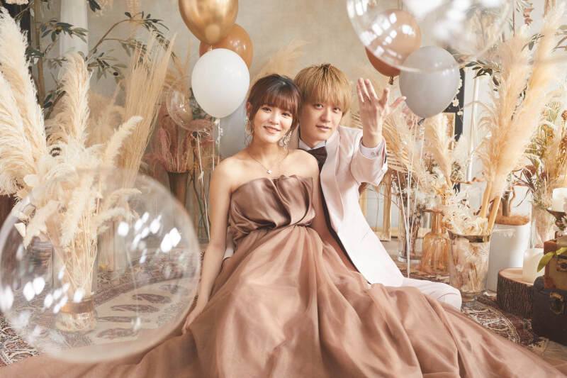 バルーン付きマタニティ衣装＆ドレスフォト