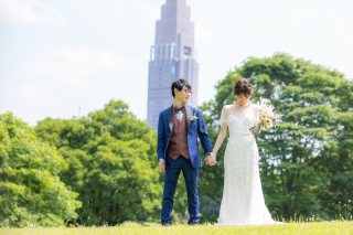 5月快晴な日曜日の早朝の代々木公園ロケーション