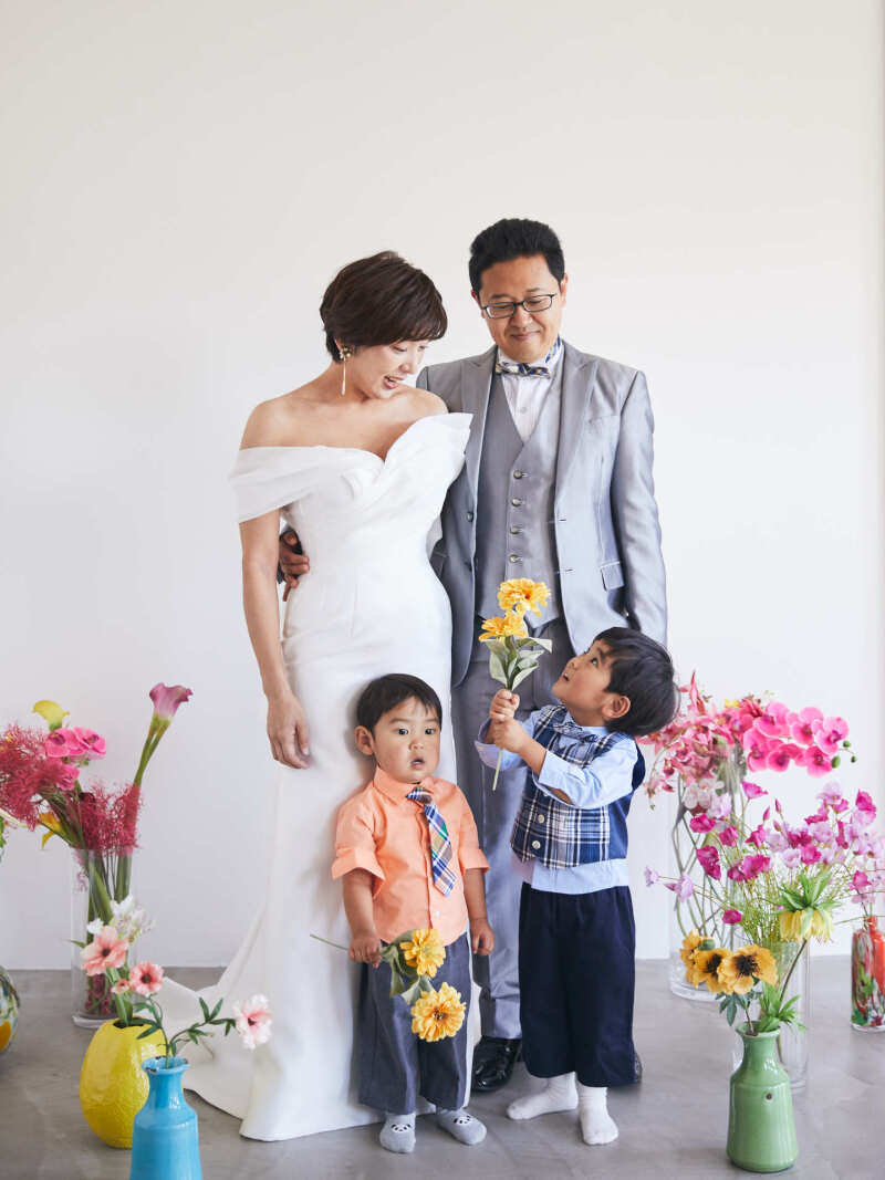 お子様も一緒に♡仲良しご家族フォト