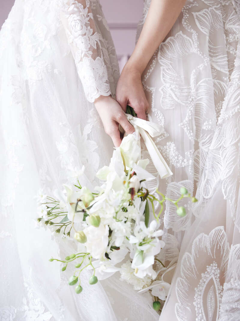 お2人でブーケを一緒にもって