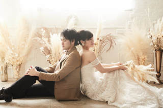 平日！事前試着なし衣装2着付きスタジオウェディングフォトプラン！